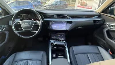 Vendo Audi e-tron 2019 - 27990 EUR, 99000 km - AUTO.MOTO.pt