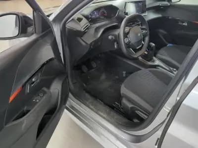 Sell Peugeot 208 2022 - 12900 EUR, 57719 km - AUTO.MOTO.pt