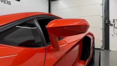 Sell Lamborghini Aventador 2012 - 349900 EUR, 17929 km - AUTO.MOTO.pt