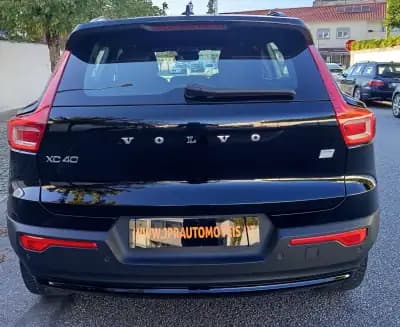 Vendo Volvo XC 40 2022 - 27490 EUR, 90000 km - AUTO.MOTO.pt