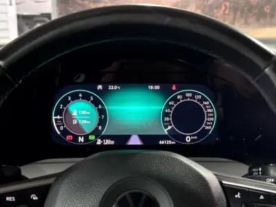 Sell Volkswagen Golf 2022 - 21900 EUR, 66125 km - AUTO.MOTO.pt