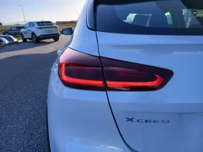 Sell Kia XCeed 2025 - 22950 EUR, 9 km - AUTO.MOTO.pt