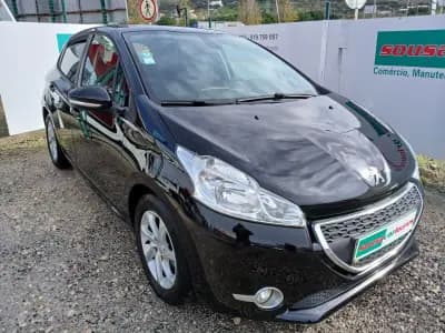 Sell Peugeot 208 2015 - 7450 EUR, 100037 km - AUTO.MOTO.pt