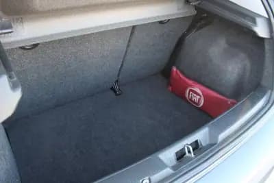 Vendo Fiat Punto 2013 - 7700 EUR, 97000 km - AUTO.MOTO.pt