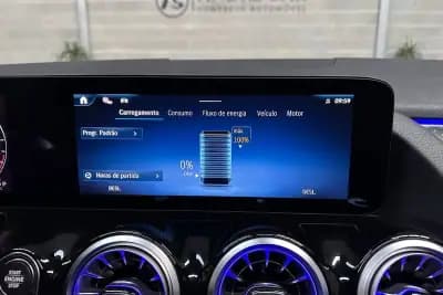 Vendo Mercedes-Benz GLA 250 2024 - 40950 EUR, 31091 km - AUTO.MOTO.pt