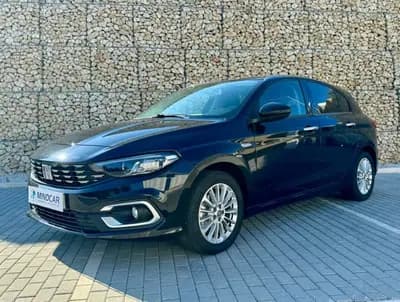 Vendo Fiat Tipo 2021 - 16480 EUR, 83000 km - AUTO.MOTO.pt