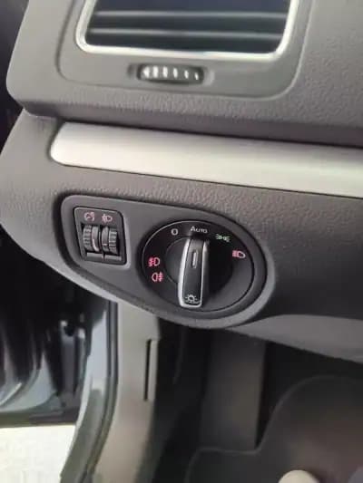 Vendo Volkswagen Sharan 2018 - 24950 EUR, 134000 km - AUTO.MOTO.pt