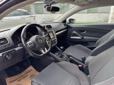 Vendo Volkswagen Scirocco 2010 - 10900 EUR, 189000 km - AUTO.MOTO.pt
