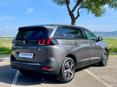 Vendo Peugeot 5008 2020 - 20980 EUR, 74000 km - AUTO.MOTO.pt