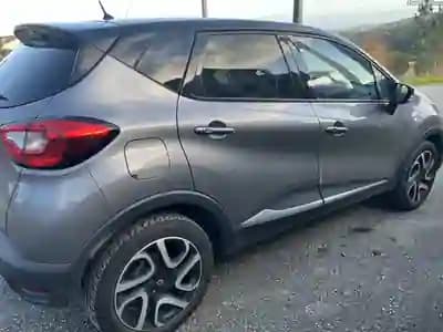Vendo Renault Captur 2016 - 12750 EUR, 114000 km - AUTO.MOTO.pt