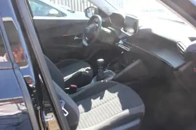 Sell Peugeot 2008 2022 - 19750 EUR, 92250 km - AUTO.MOTO.pt