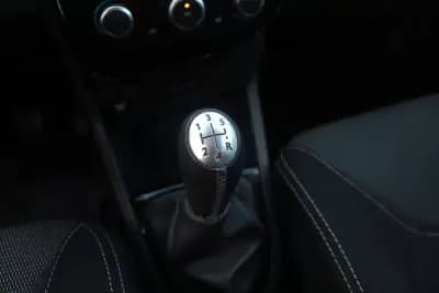 Sell Renault Clio 2015 - 8990 EUR, 189900 km - AUTO.MOTO.pt