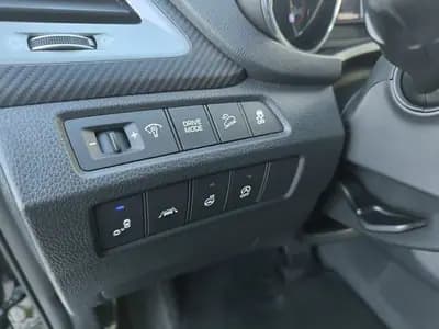 Vendo Hyundai Santa Fe 2016 - 21950 EUR, 149998 km - AUTO.MOTO.pt