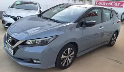Vendo Nissan Leaf 2021 - 12000 EUR, 131000 km - AUTO.MOTO.pt