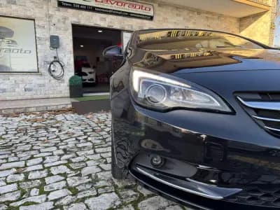 Vendo Opel Cascada 2018 - 16900 EUR, 128000 km - AUTO.MOTO.pt