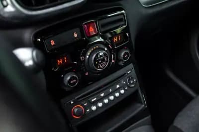 Sell Citroën C3 Picasso 2017 - 7750 EUR, 86402 km - AUTO.MOTO.pt