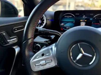 Vendo Mercedes-Benz A 180 Limousine 2020 - 29950 EUR, 97000 km - AUTO.MOTO.pt