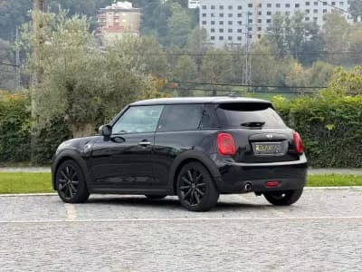 Vendo MINI 2017 - 14999 EUR, 131500 km - AUTO.MOTO.pt