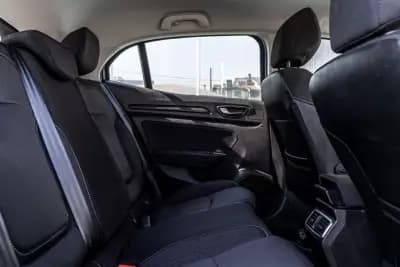 Vendo Renault Mégane 2019 - 14990 EUR, 124445 km - AUTO.MOTO.pt