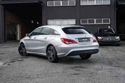 Vendo Mercedes-Benz CLA 180 2015 - 15900 EUR, 242000 km - AUTO.MOTO.pt