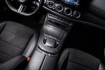 Sell Mercedes-Benz E 300 2022 - 39750 EUR, 66165 km - AUTO.MOTO.pt