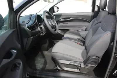 Vendo Fiat 500e C 2022 - 19980 EUR, 10413 km - AUTO.MOTO.pt