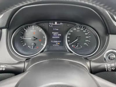 Vendo Nissan Qashqai 2018 - 19300 EUR, 148000 km - AUTO.MOTO.pt