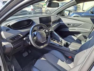 Sell Peugeot 3008 2023 - 24990 EUR, 57105 km - AUTO.MOTO.pt