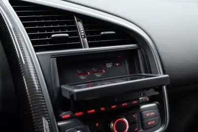 Vendo Audi R8 Coupé 2007 - 74950 EUR, 65000 km - AUTO.MOTO.pt