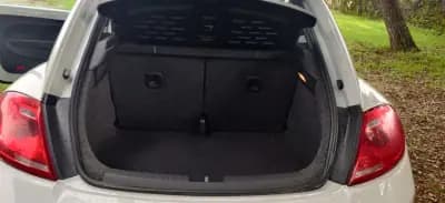 Vendo Volkswagen New Beetle 2011 - 18490 EUR, 163800 km - AUTO.MOTO.pt