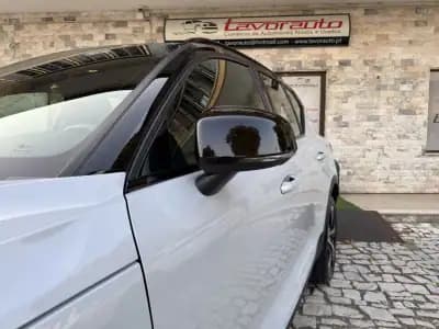 Sell Volvo XC 40 2021 - 31500 EUR, 77000 km - AUTO.MOTO.pt