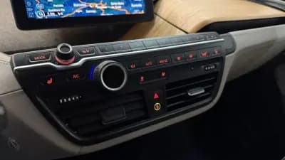 Vendo BMW i3 2014 - 15990 EUR, 54230 km - AUTO.MOTO.pt