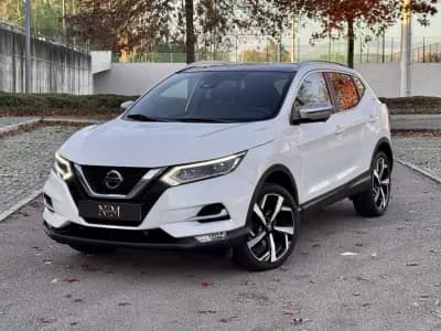 Vendo Nissan Qashqai 2018 - 17990 EUR, 97000 km - AUTO.MOTO.pt