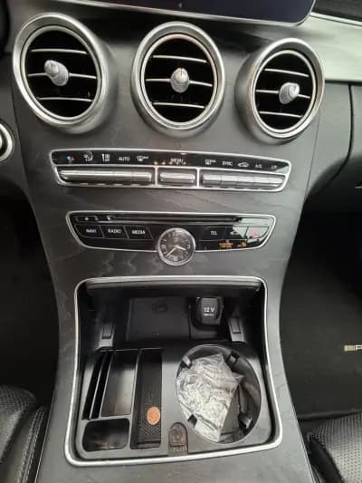 Sell Mercedes-Benz C 220 2016 - 29900 EUR, 160000 km - AUTO.MOTO.pt