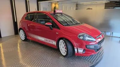 Sell Abarth Punto Evo 2012 - 16500 EUR, 118522 km - AUTO.MOTO.pt
