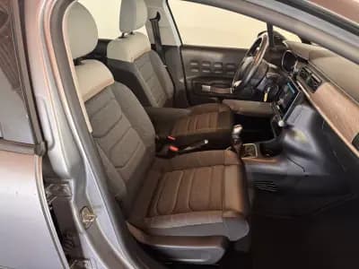 Vendo Citroën C3 2021 - 14750 EUR, 70231 km - AUTO.MOTO.pt