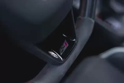 Vendo SEAT Leon 2014 - 22900 EUR, 154000 km - AUTO.MOTO.pt