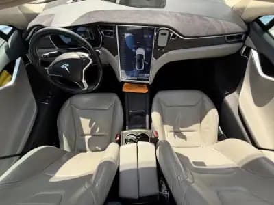 Vendo Tesla Model S 2015 - 27500 EUR, 162000 km - AUTO.MOTO.pt
