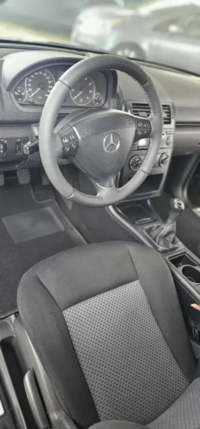 Vendo Mercedes-Benz A 150 2004 - 6900 EUR, 182738 km - AUTO.MOTO.pt