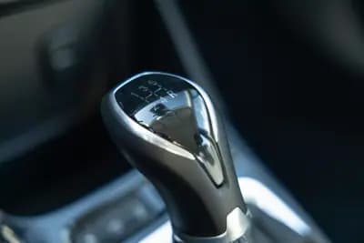 Vendo Opel Crossland 2022 - 14250 EUR, 55751 km - AUTO.MOTO.pt