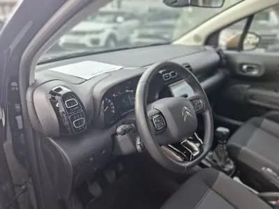 Sell Citroën C3 Aircross 2023 - 18500 EUR, 40800 km - AUTO.MOTO.pt