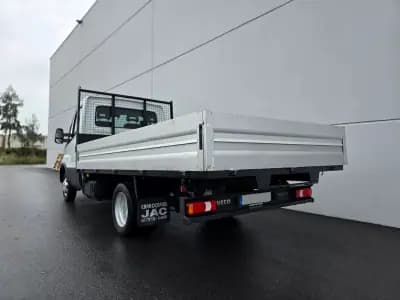 Vendo Iveco Daily 2022 - 30750 EUR, 86000 km - AUTO.MOTO.pt