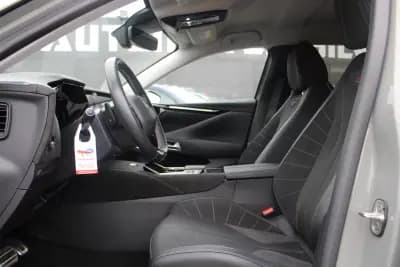 Vendo DS DS4 2024 - 29990 EUR, 10000 km - AUTO.MOTO.pt