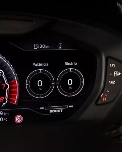 Vendo Lamborghini Urus 2020 - 305000 EUR, 104000 km - AUTO.MOTO.pt