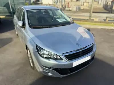 Vendo Peugeot 308 SW 2015 - 12900 EUR, 162000 km - AUTO.MOTO.pt