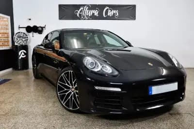 Vendo Porsche Panamera 2016 - 53900 EUR, 92706 km - AUTO.MOTO.pt