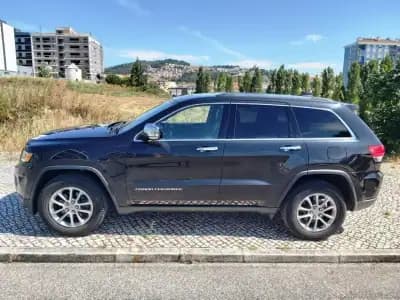 Sell Jeep Grand Cherokee 2016 - 34950 EUR, 135350 km - AUTO.MOTO.pt