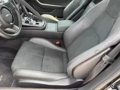 Vendo Jaguar F-Type 2023 - 70000 EUR, 21800 km - AUTO.MOTO.pt