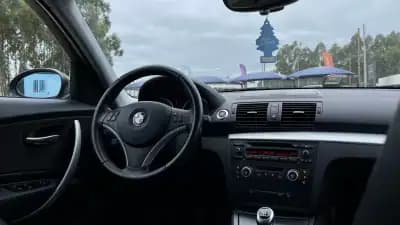 Vendo BMW 123 2007 - 11900 EUR, 253000 km - AUTO.MOTO.pt