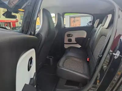 Vendo Renault Twingo 2022 - 12990 EUR, 51026 km - AUTO.MOTO.pt